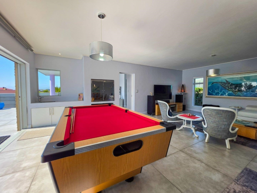 3 Bedroom Property for Sale in Stilbaai Wes Western Cape
